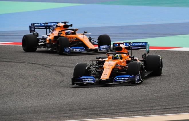 雷诺车队碾压哈斯车队,拉塞尔点燃赛场 雷诺车队碾压哈斯车队,拉塞尔点燃赛场