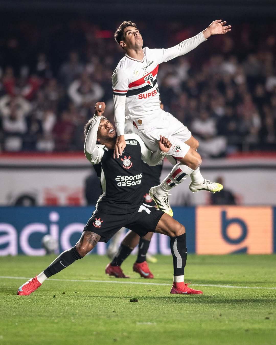 英格兰险胜德国,C罗刷新纪录 英格兰险胜德国,C罗刷新纪录