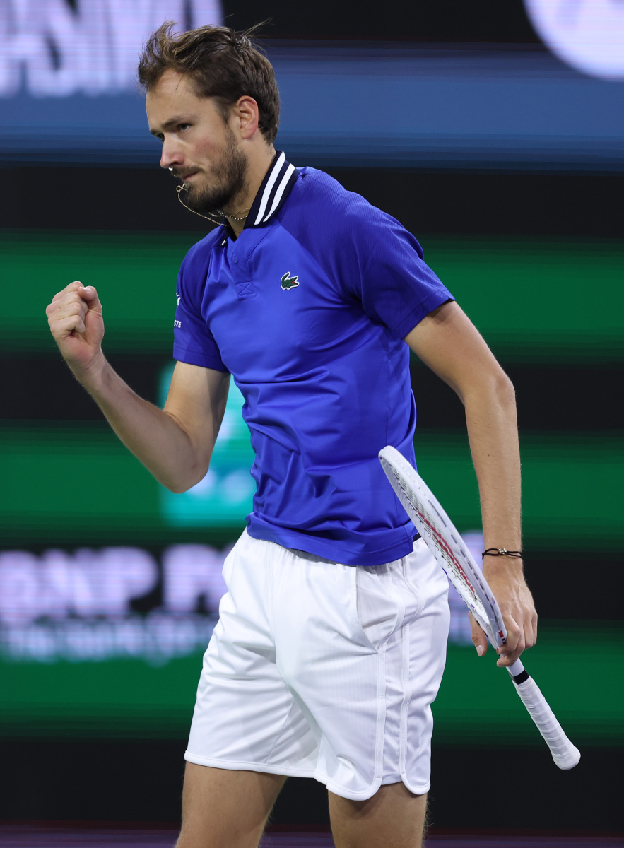 戴维斯杯逆转法网，梅德韦杰夫高光表现