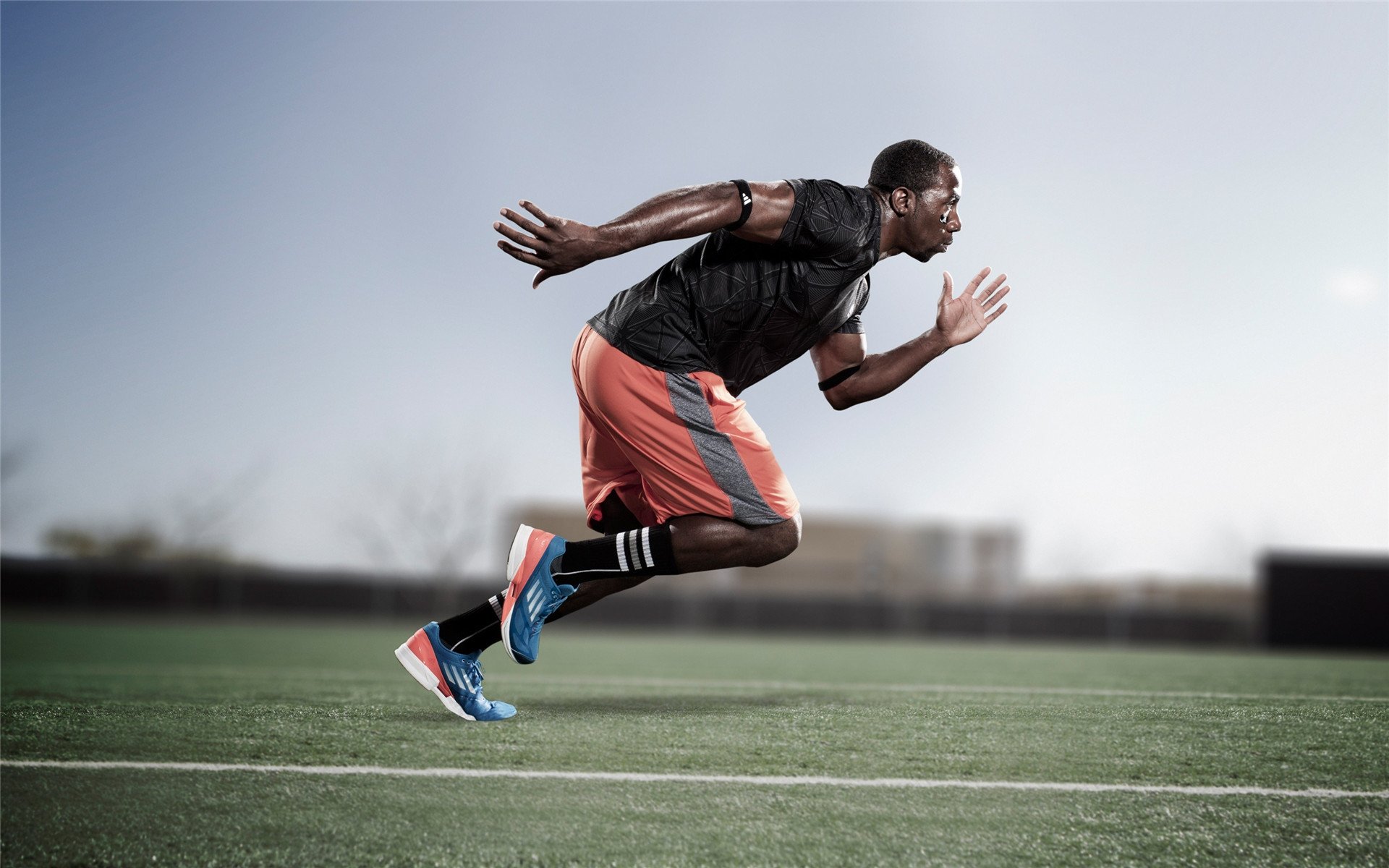 符号的消逝与新生，当里昂的蓝红沉入东方之夜，贝林厄姆在波士顿花园接管时间