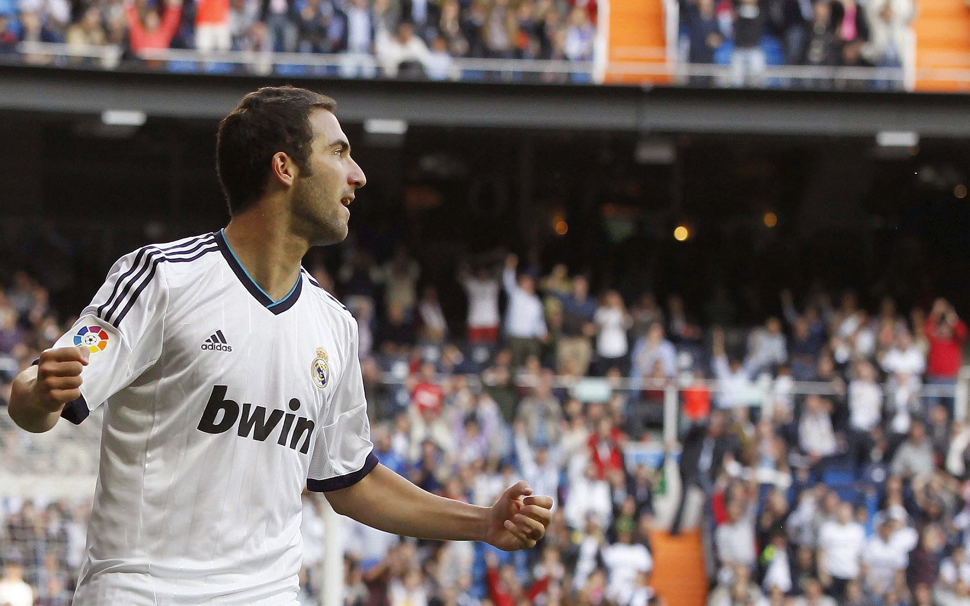 开云体育平台APP-同一轮明月下，勇士破阵与武切维奇封神，如何在同一夜定义两个世界